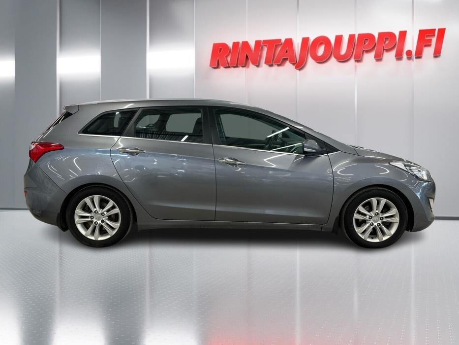 HYUNDAI i30 Wagon 2012