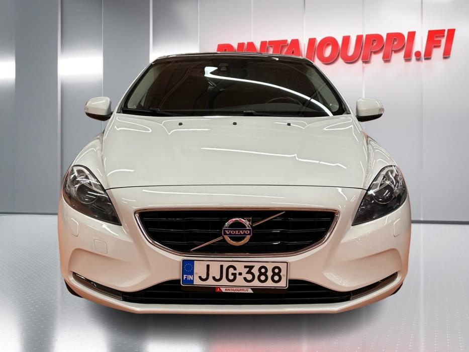 VOLVO V40 2014