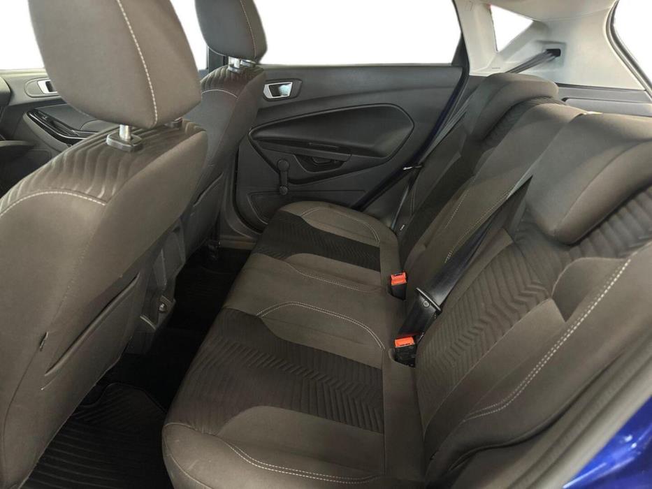 FORD Fiesta 2015