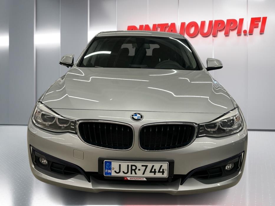 BMW 320 Gran Turismo 2015