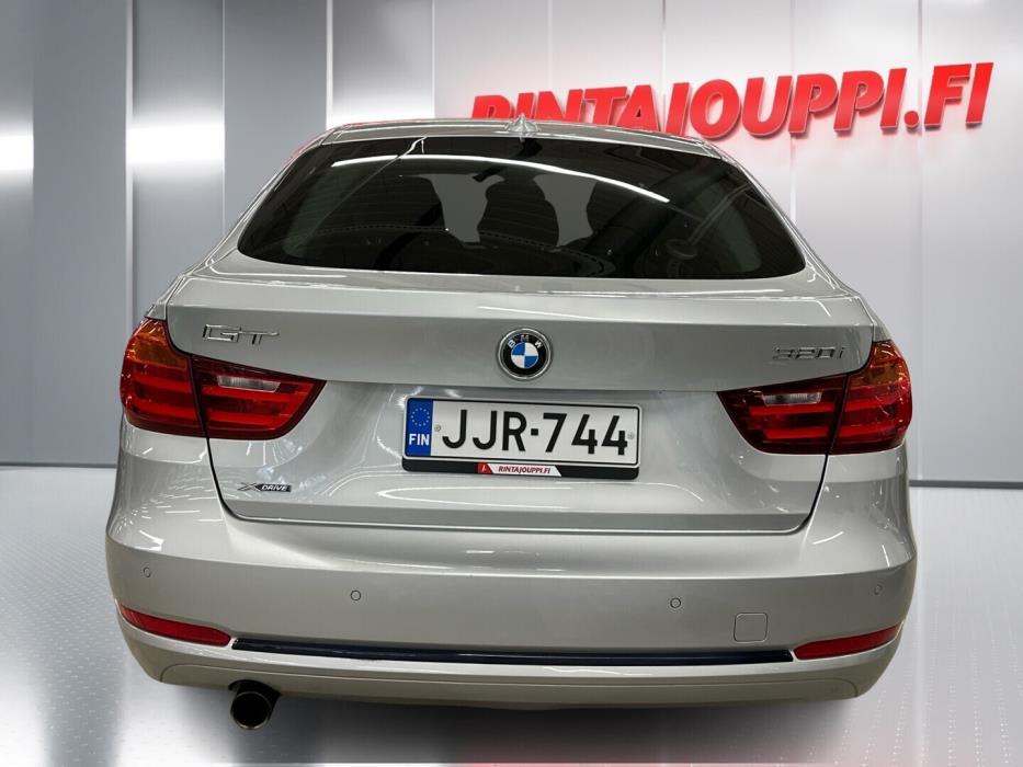 BMW 320 Gran Turismo 2015