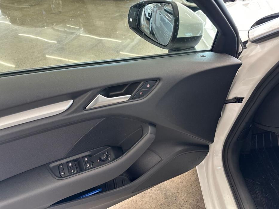 AUDI A3 2016