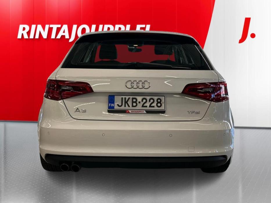 AUDI A3 2016