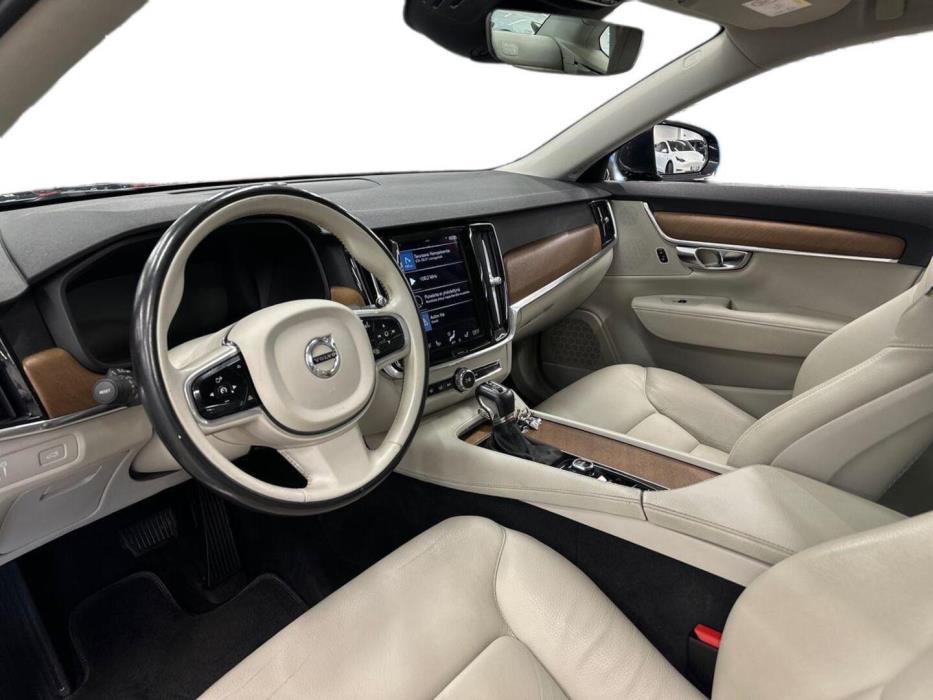 VOLVO S90 2016