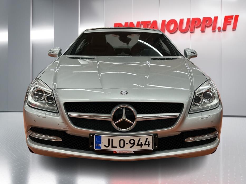 MERCEDES-BENZ SLK 2011