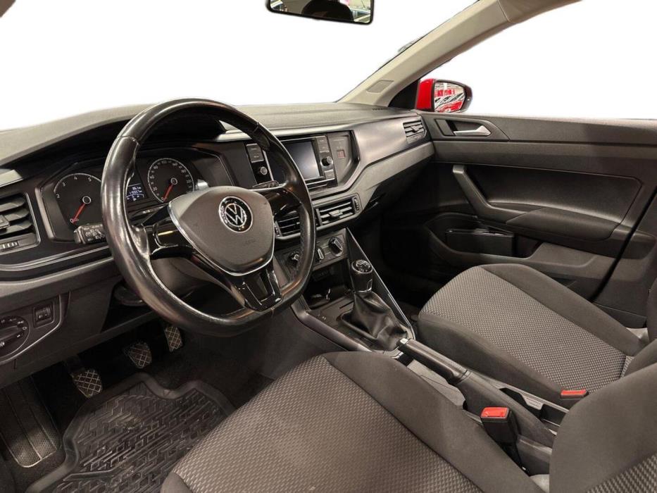 VOLKSWAGEN Polo 2021