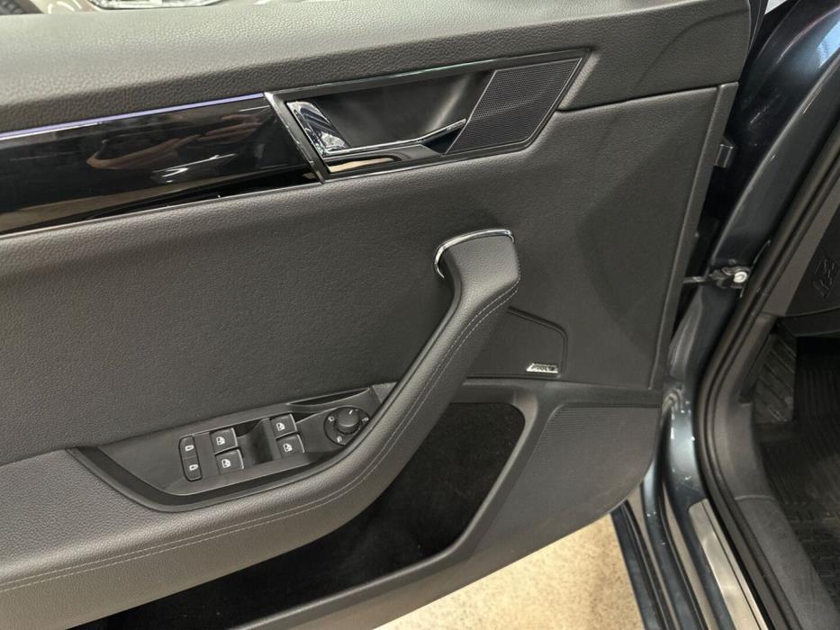 SKODA Superb 2021