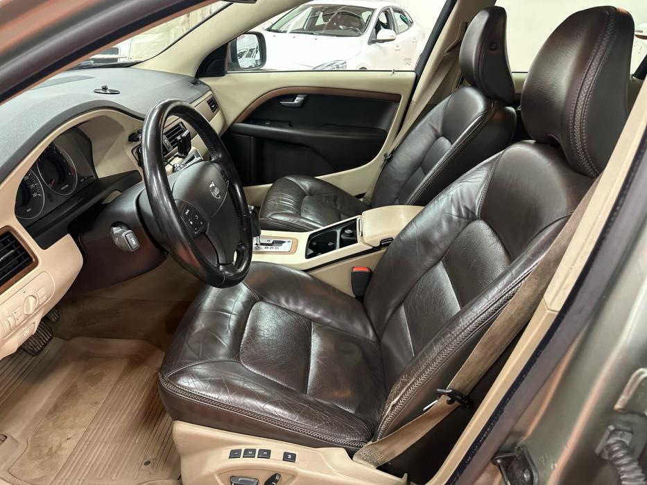 VOLVO XC70 2008