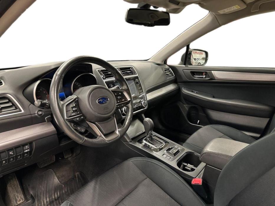 SUBARU Outback 2018