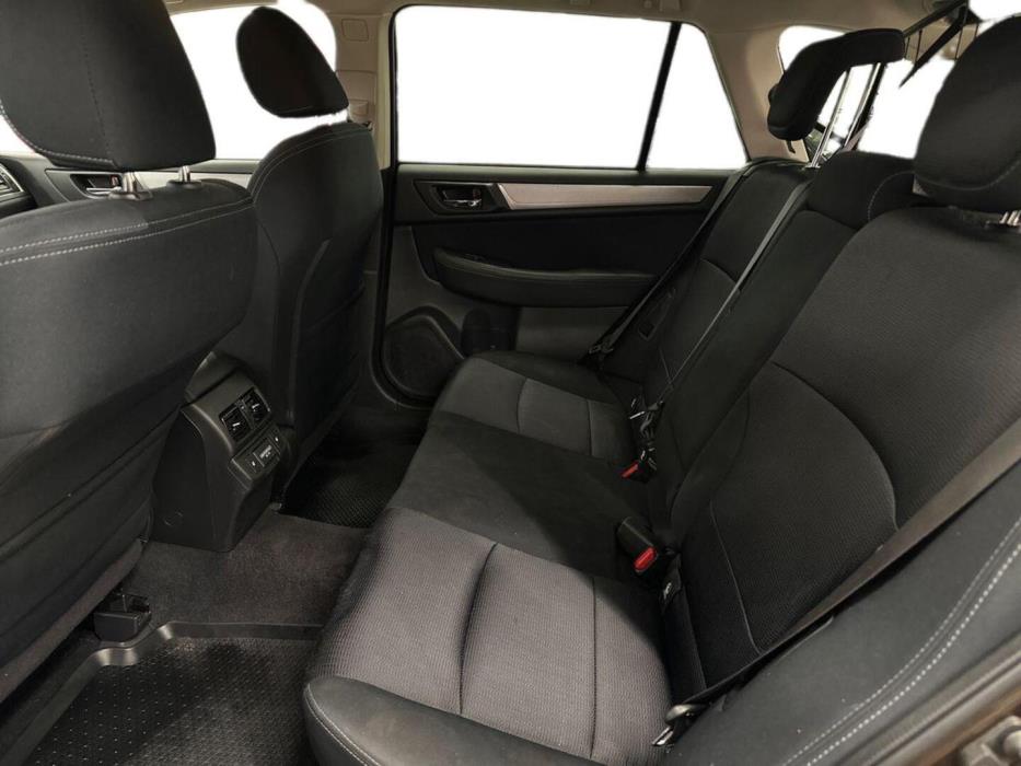 SUBARU Outback 2018