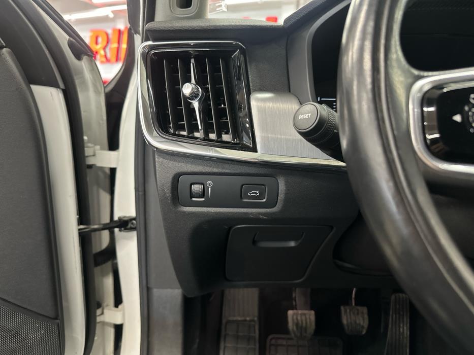 VOLVO V90 2017