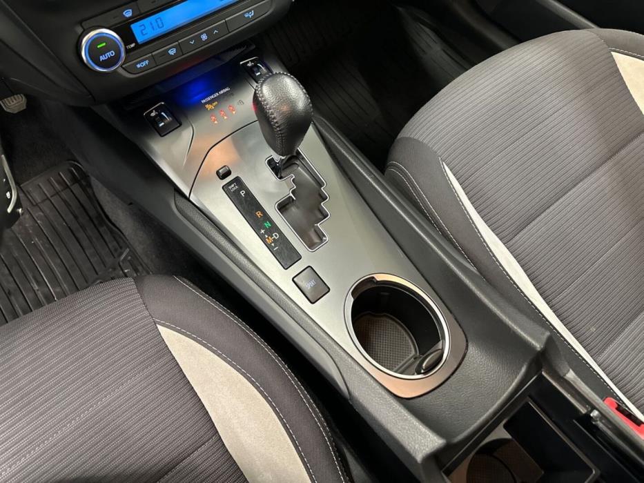 TOYOTA Avensis 2018