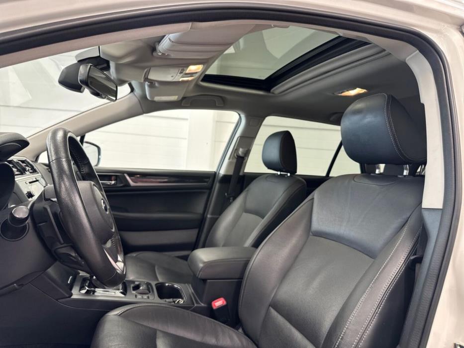 SUBARU Outback 2019