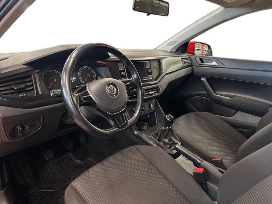 VOLKSWAGEN Polo 2020