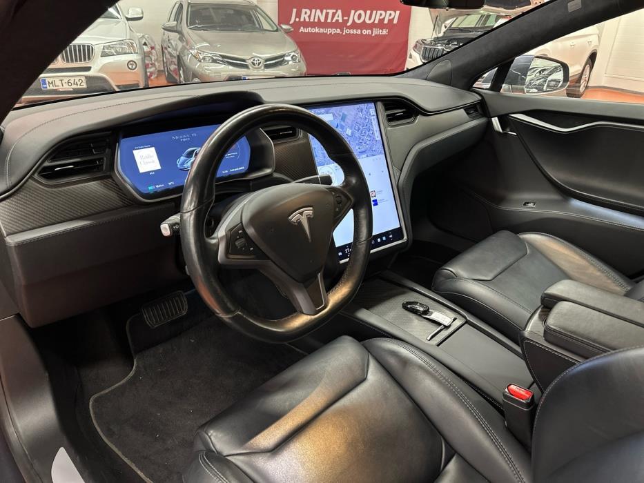 TESLA Model S 2018
