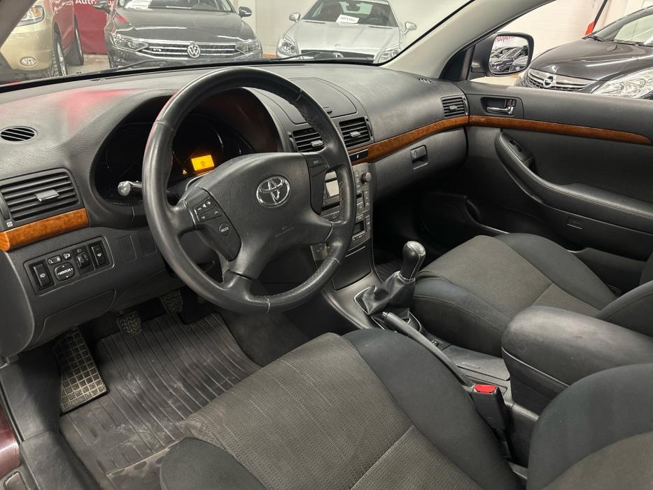 TOYOTA Avensis 2007
