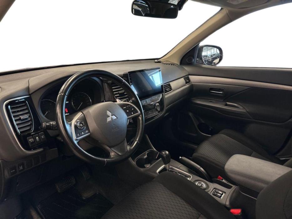 MITSUBISHI Outlander 2013