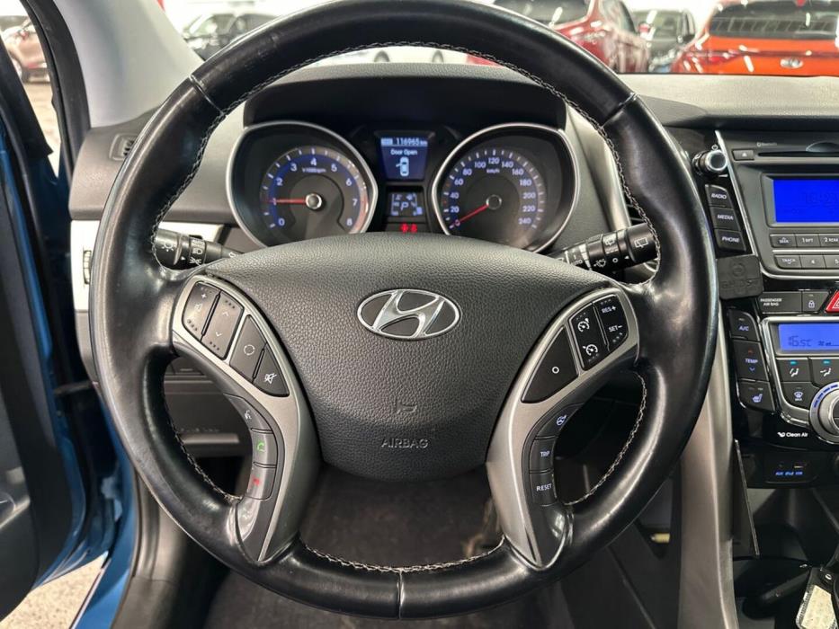 HYUNDAI i30 5d 2013