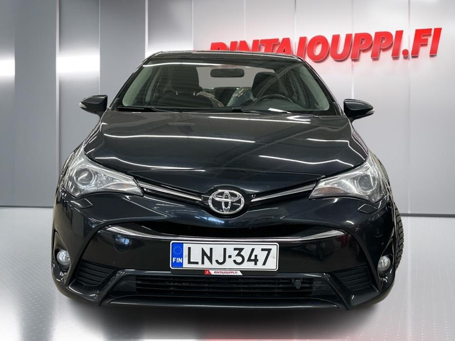 TOYOTA Avensis 2016