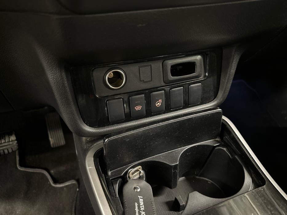 MITSUBISHI Outlander PHEV 2016