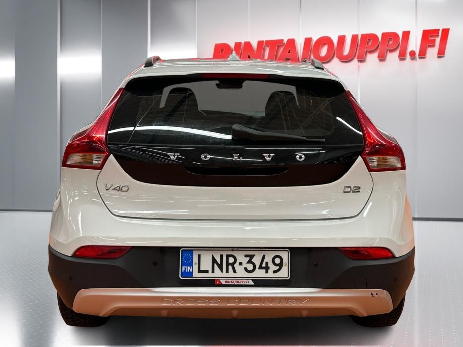 VOLVO V40 Cross Country 2017