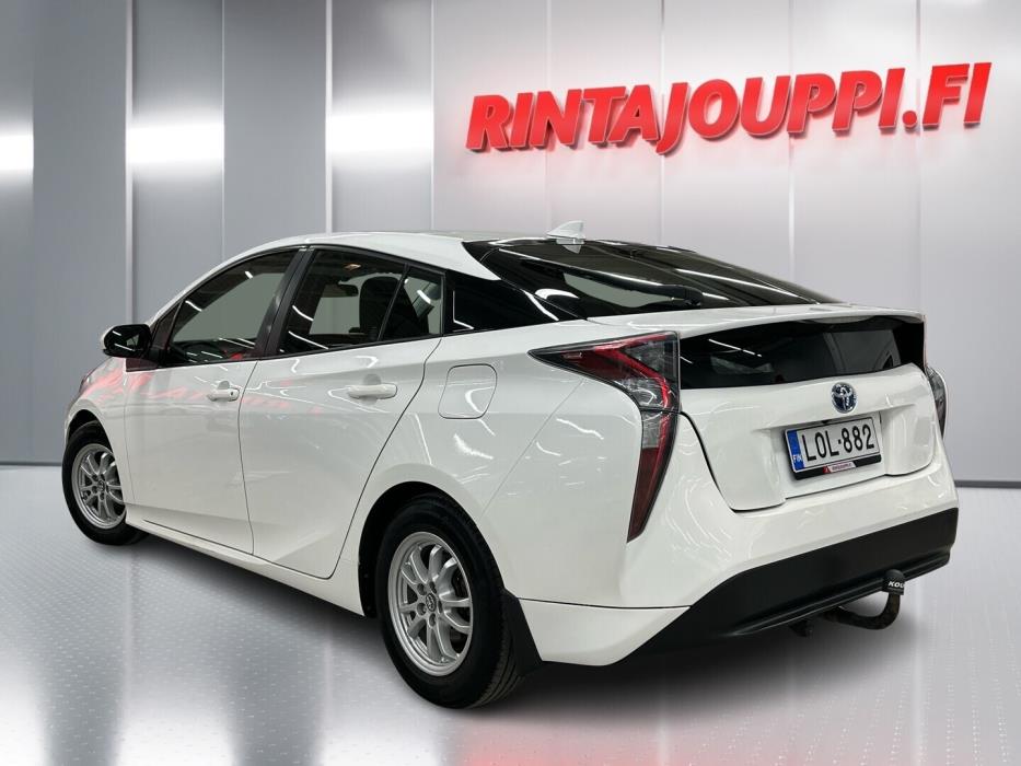 TOYOTA Prius 2018