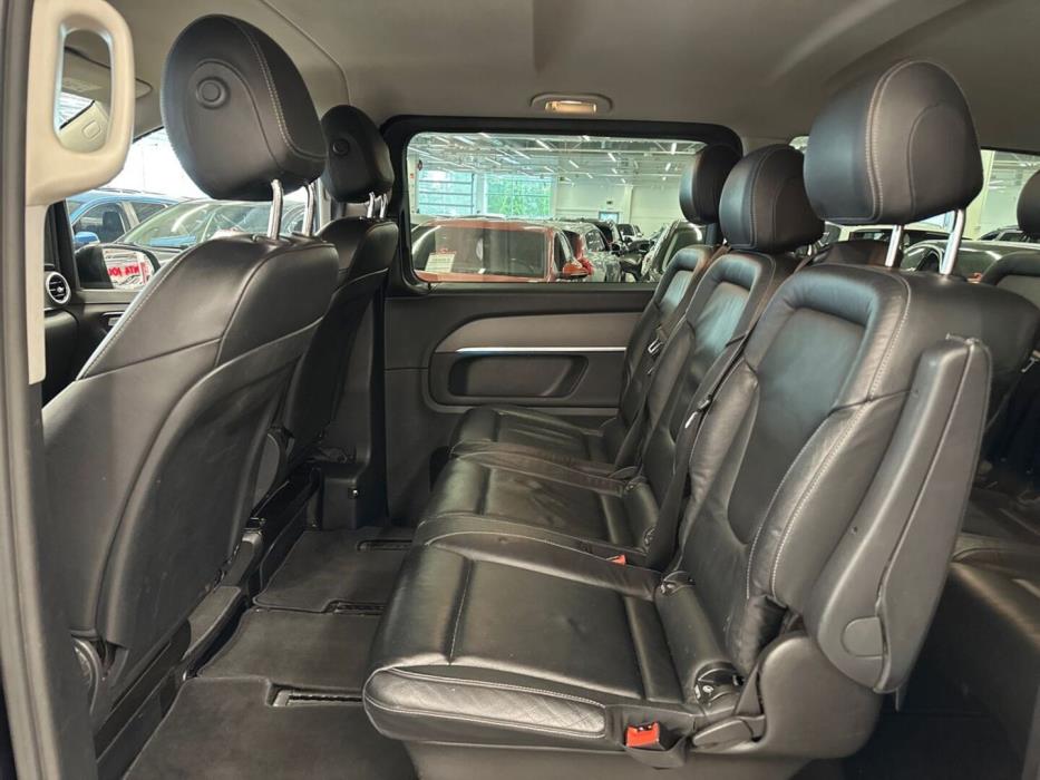 MERCEDES-BENZ V 2015