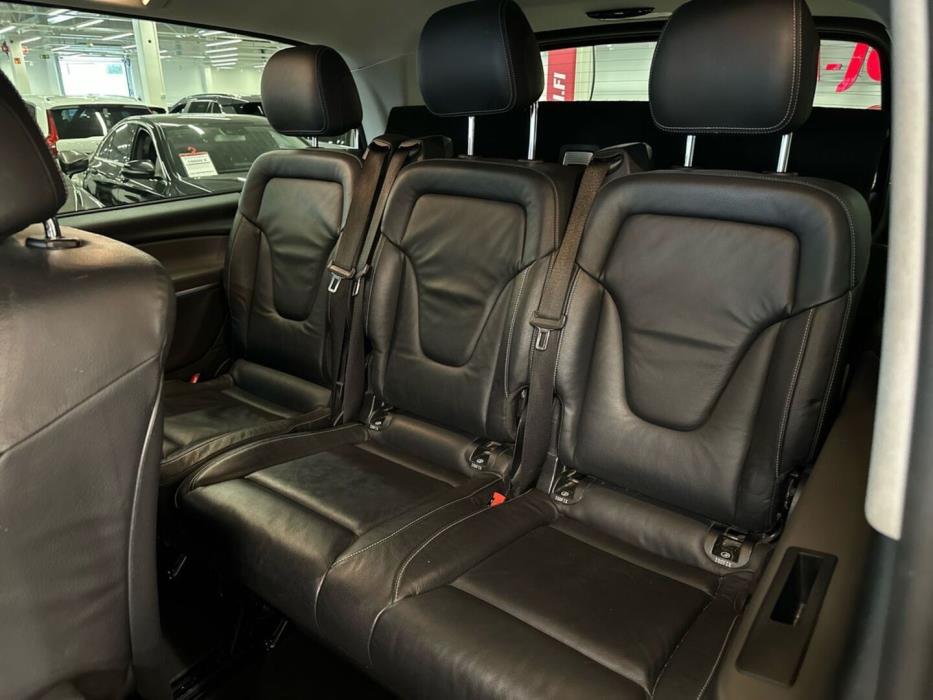 MERCEDES-BENZ V 2015