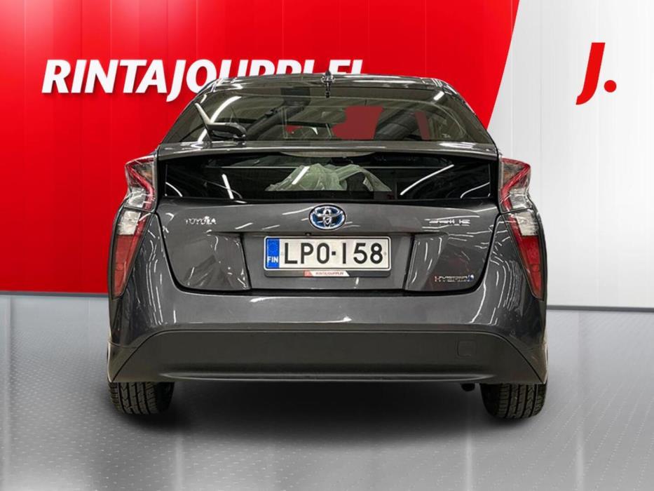 TOYOTA Prius 2016