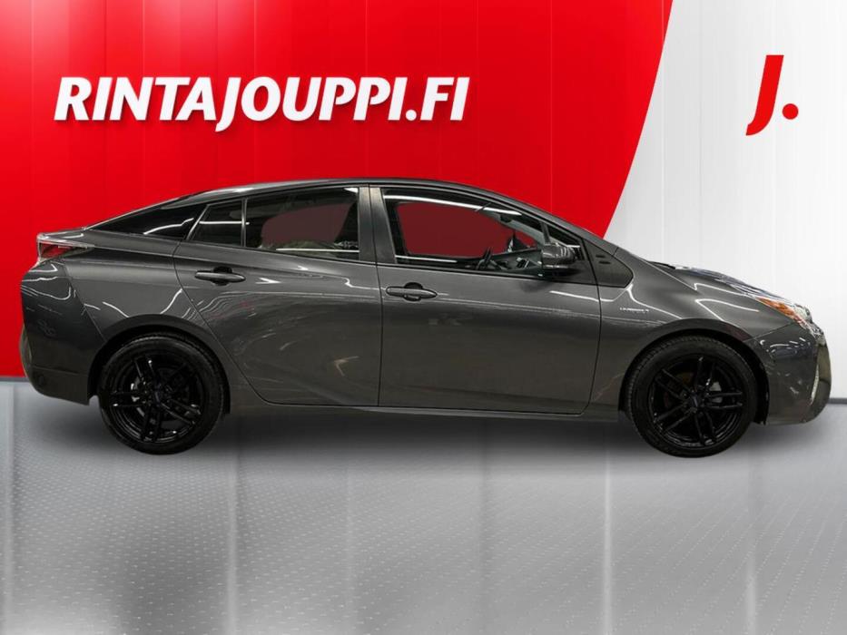 TOYOTA Prius 2016
