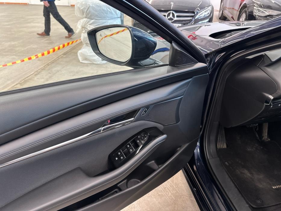 MAZDA Mazda3 2021