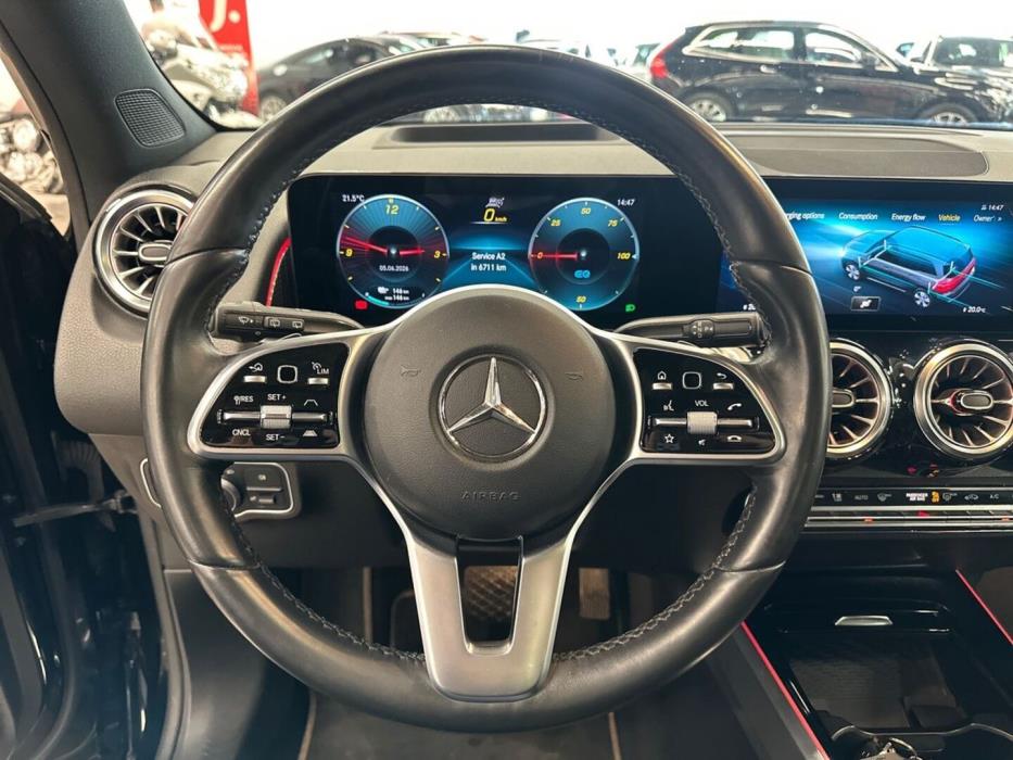 MERCEDES-BENZ EQB 2022