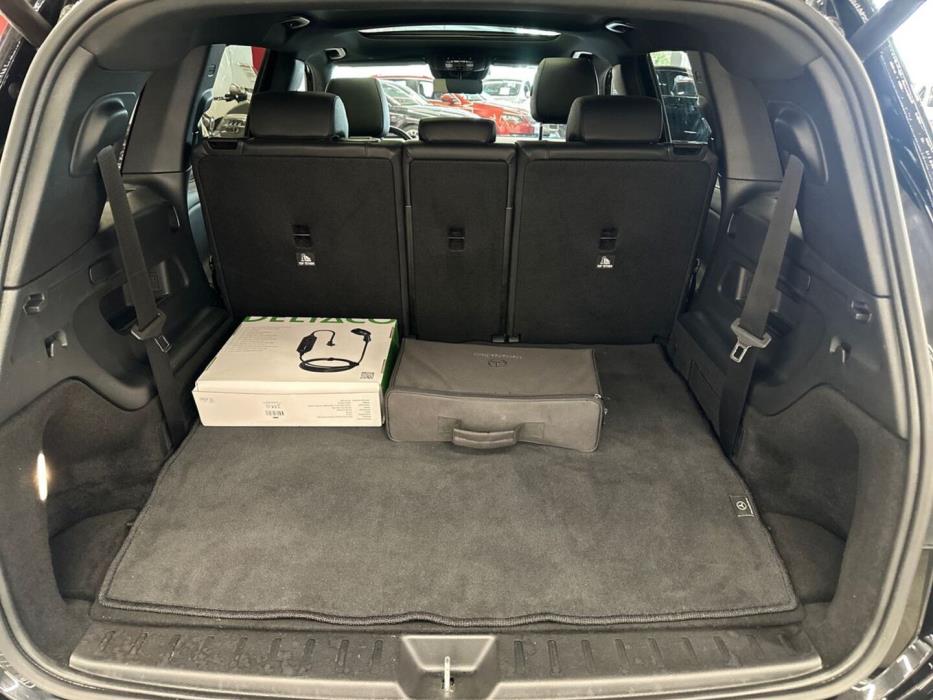 MERCEDES-BENZ EQB 2022