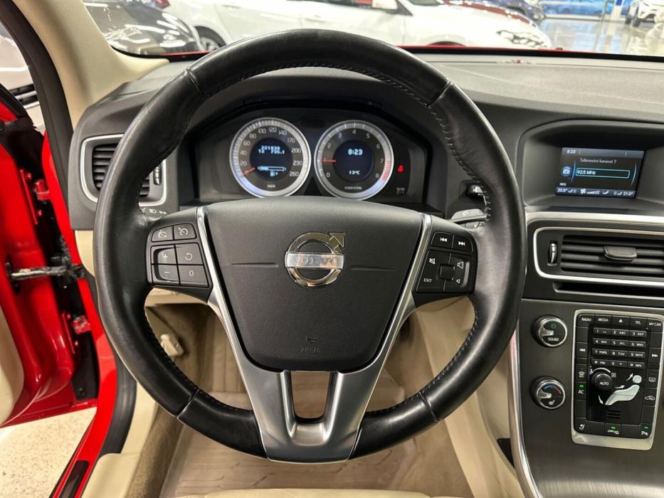 VOLVO S60 2011