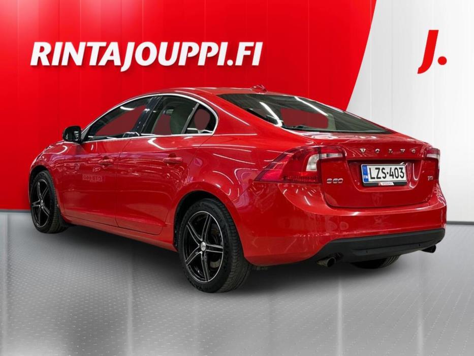 VOLVO S60 2011