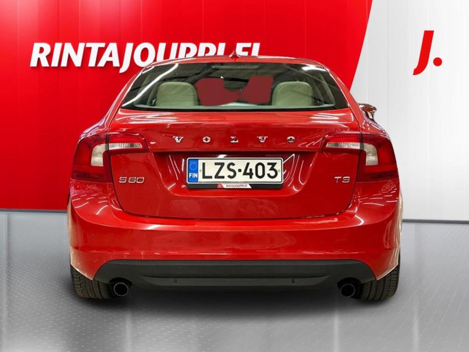 VOLVO S60 2011