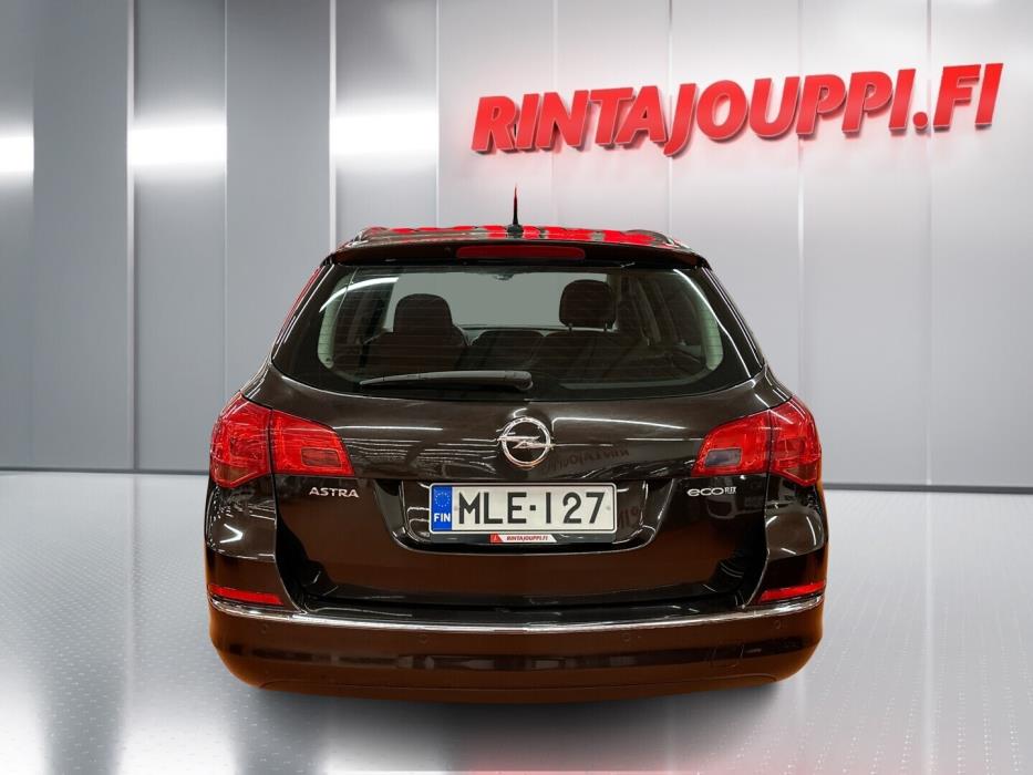 OPEL Astra 2012