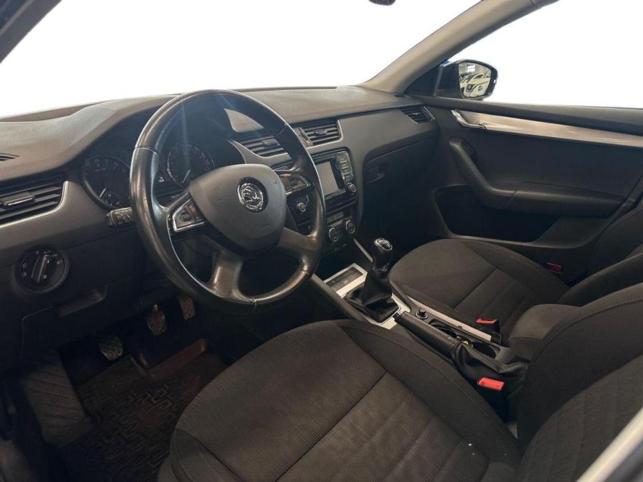 SKODA Octavia 2014