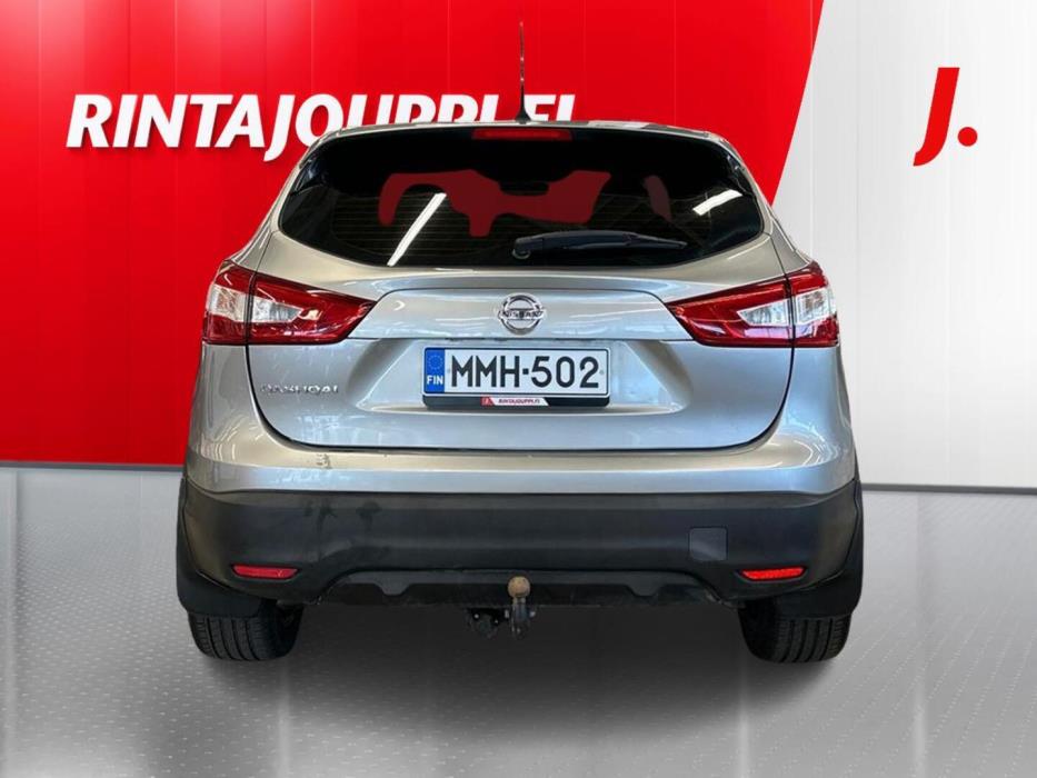 NISSAN Qashqai 2015