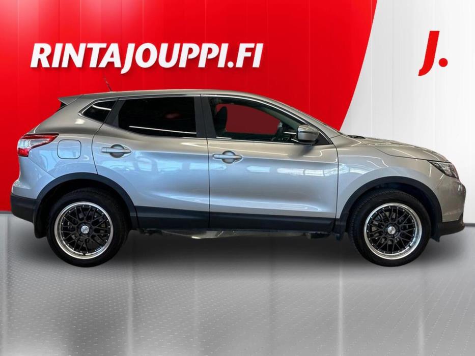 NISSAN Qashqai 2015