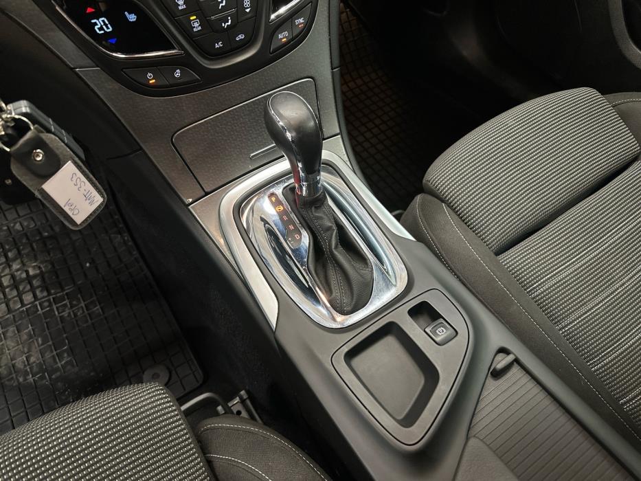 OPEL Insignia 2016