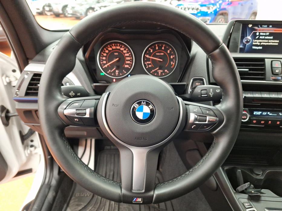 BMW 118 2017