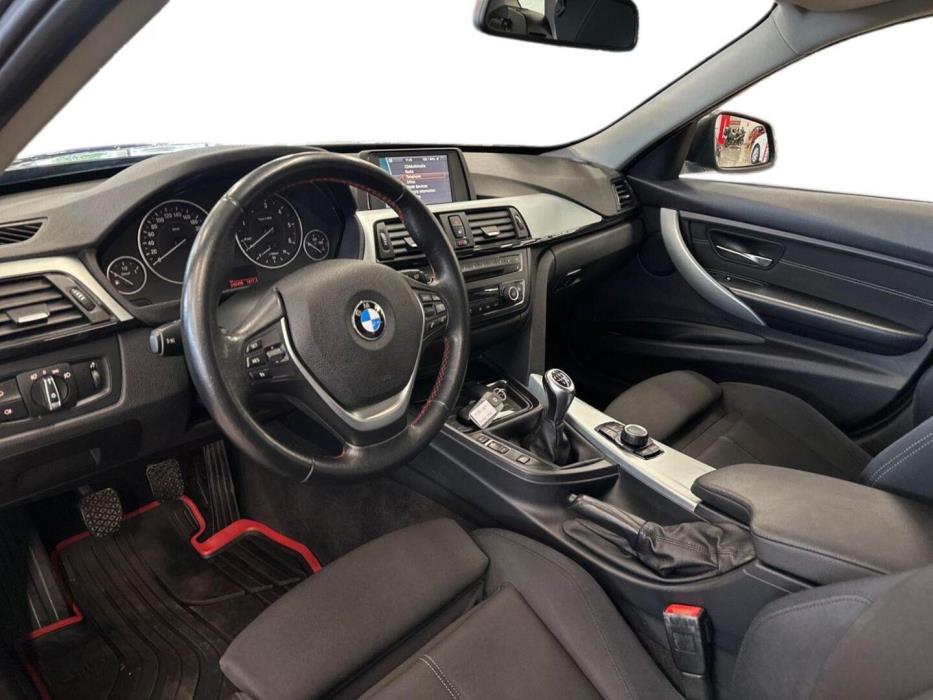 BMW 320 2014