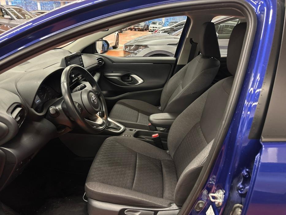 TOYOTA Yaris 2022