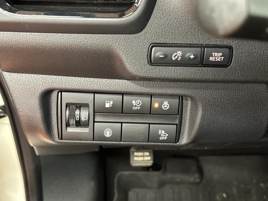 NISSAN Leaf 2021