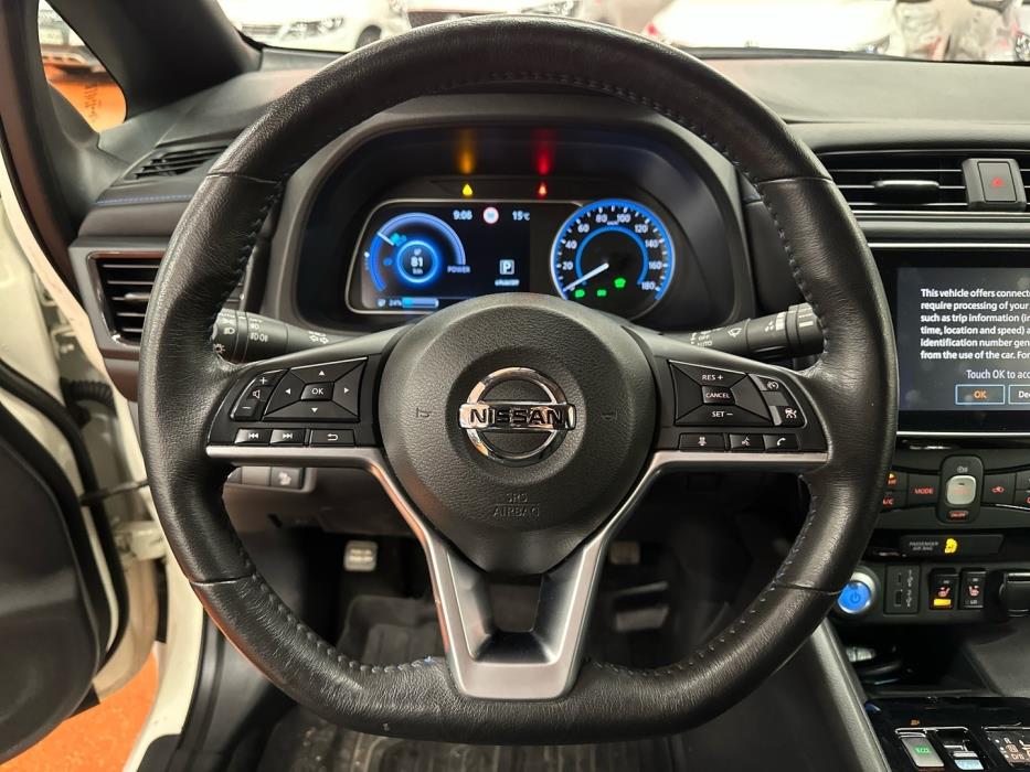 NISSAN Leaf 2021