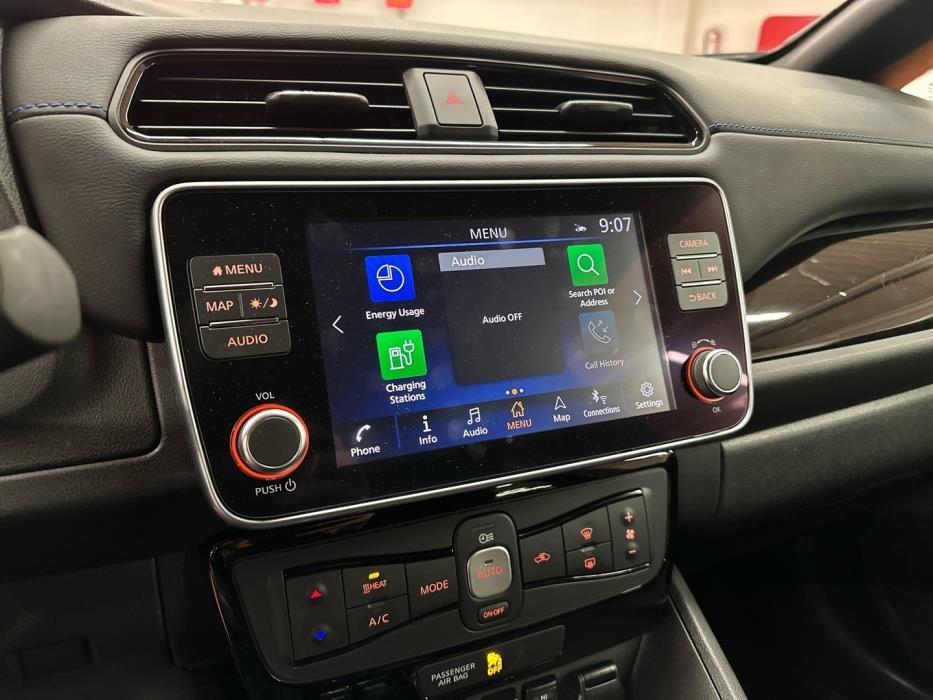 NISSAN Leaf 2021