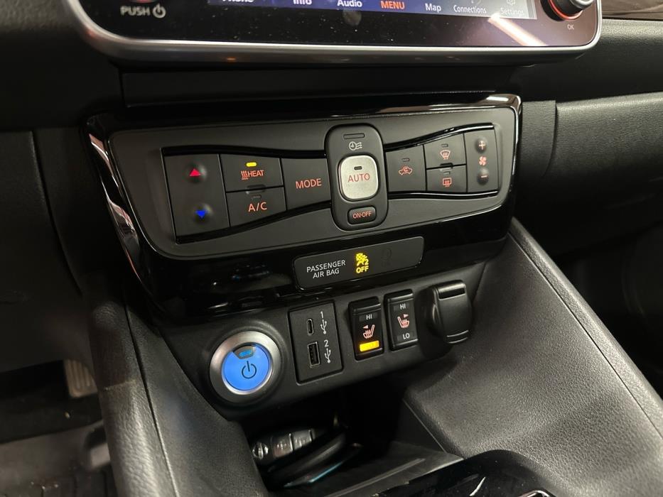 NISSAN Leaf 2021