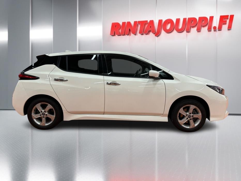 NISSAN Leaf 2021