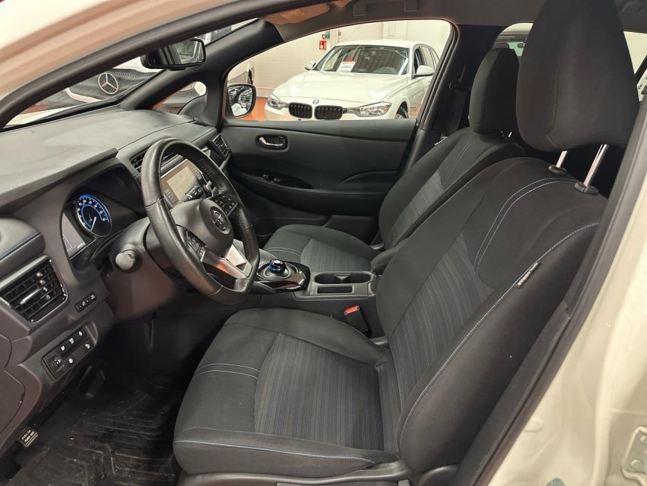 NISSAN Leaf 2021